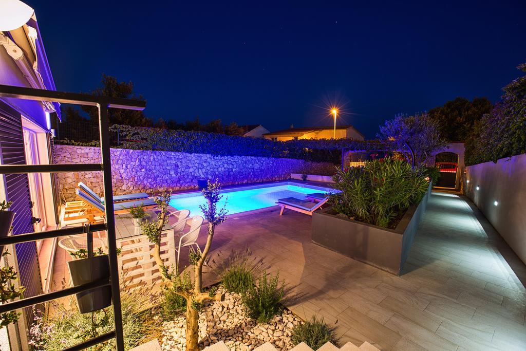 Holiday Home Vuko Севид Экстерьер фото