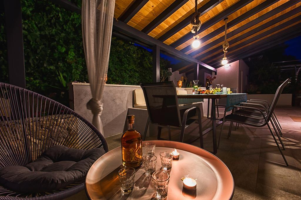 Holiday Home Vuko Севид Экстерьер фото